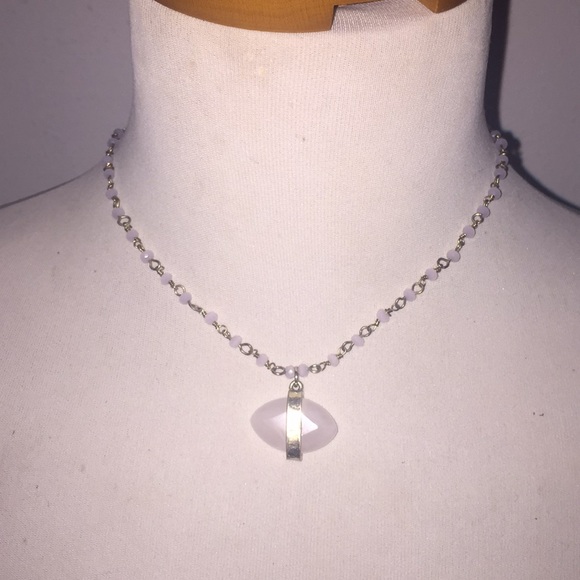 Canvas pink beaded gold chain necklace choker - Picture 4 of 8